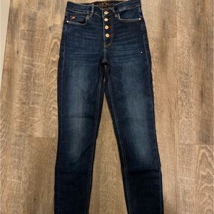 Guess 1981 Skinny Jeans